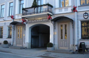 Отель Петро Палас